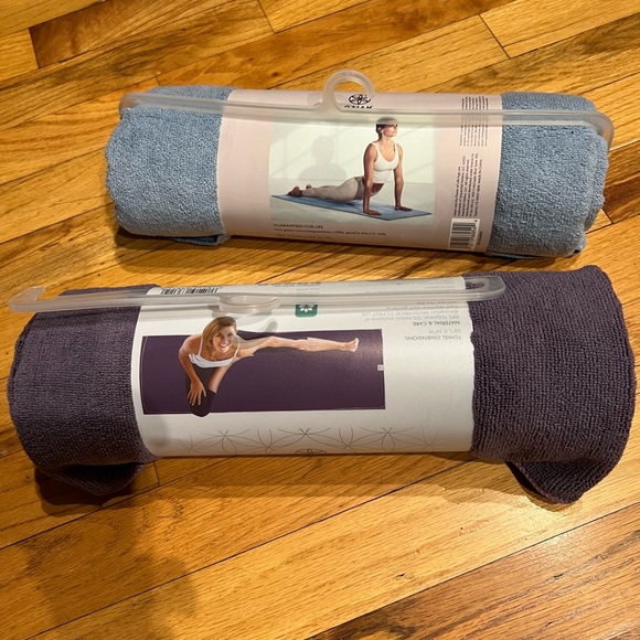 Other - Gaiam Yoga Mat Towel NWT